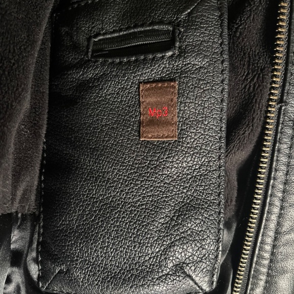 Danier, Winter Black Leather Jacket, size M, removable insulated hoodie, women - Picture 4 of 8